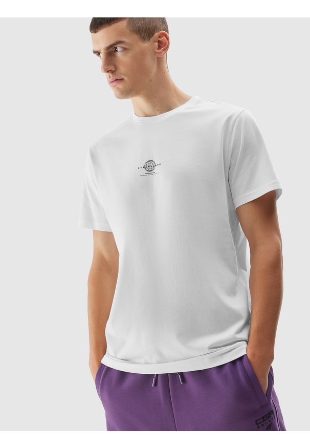 4f - T-shirt regular z nadrukiem męski. Kolor: biały. Materiał: bawełna, dzianina. Wzór: nadruk