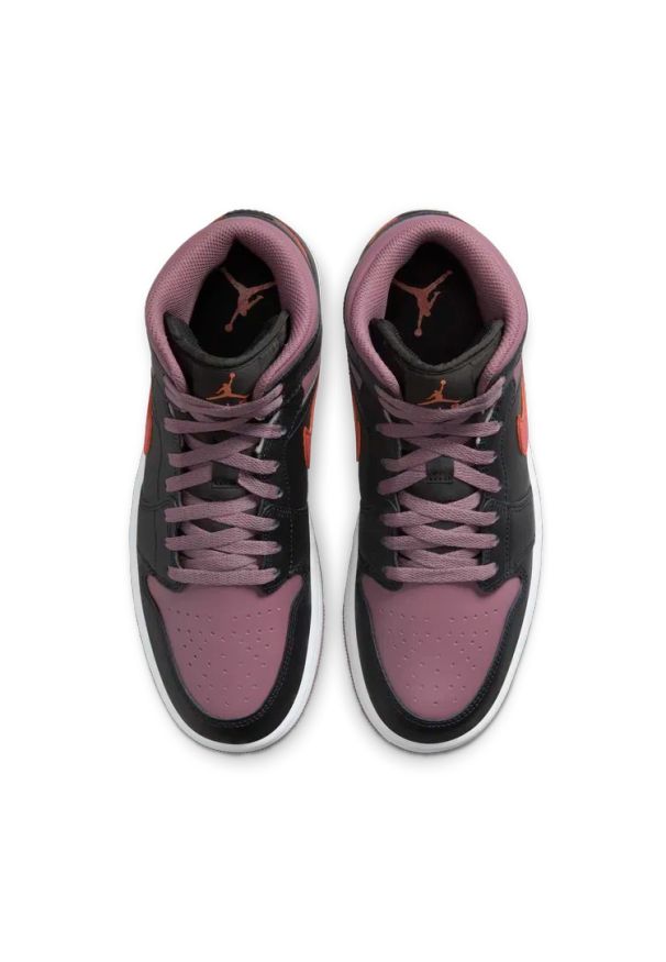 Nike Air Jordan 1 Mid SE Sneakersy męskie. Okazja: na co dzień. Kolor: czarny. Materiał: skóra, materiał, guma. Szerokość cholewki: normalna. Model: Nike Air Jordan