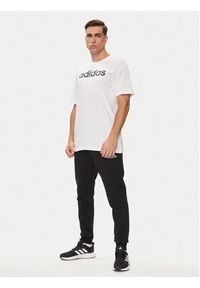 Adidas - adidas T-Shirt Essentials Single Jersey Linear Embroidered Logo T-Shirt IC9276 Biały Regular Fit. Kolor: biały. Materiał: bawełna #4