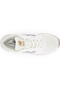 Buty damskie New Balance GW500LW2 – białe. Okazja: na co dzień. Kolor: biały. Materiał: tworzywo sztuczne, guma, materiał. Szerokość cholewki: normalna #2