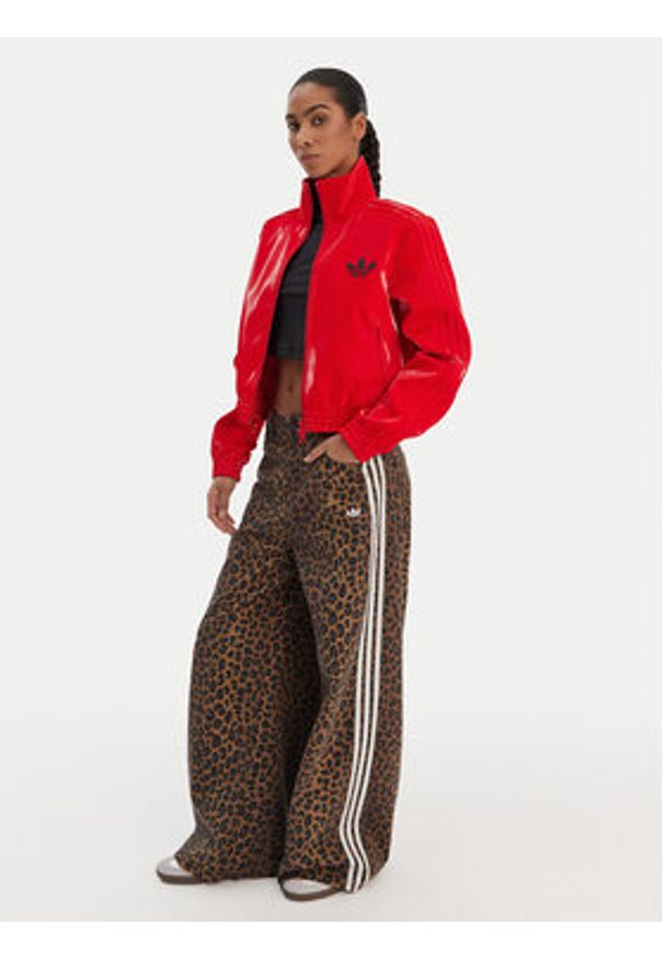 Adidas - adidas Jeansy KA2680 Brązowy Loose Fit. Kolor: brązowy