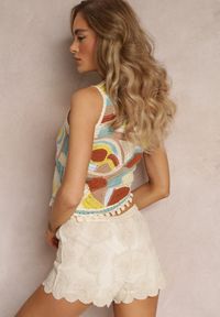 Renee - Beżowy Szydełkowy Top z Asymetrycznym Dołem z Bawełny Varnaias. Kolor: beżowy. Materiał: bawełna. Sezon: lato, wiosna #4