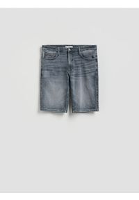 Reserved - Jeansowe szorty slim fit - szary. Kolor: szary. Materiał: jeans #1