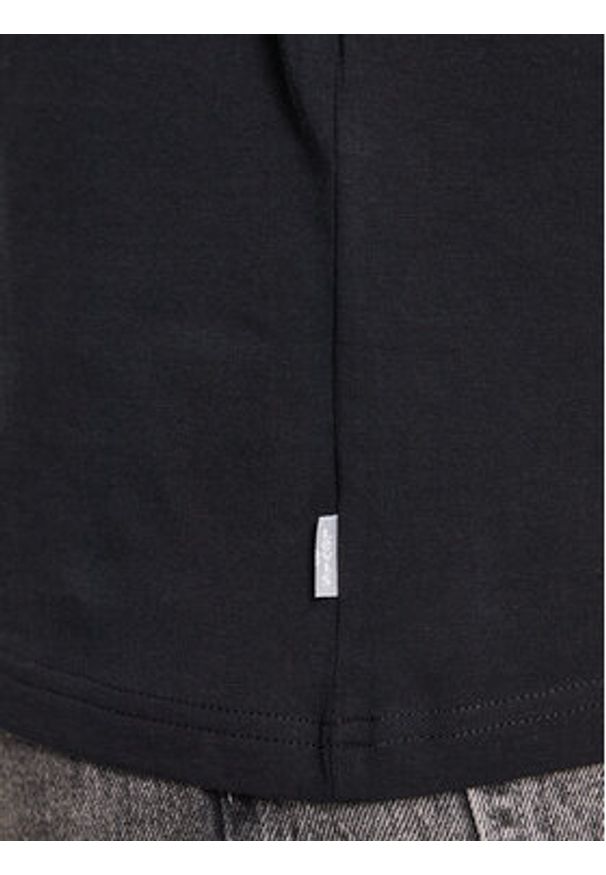 Levi's® T-Shirt 16143-0892 Czarny Relaxed Fit. Kolor: czarny. Materiał: bawełna