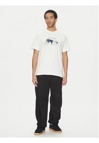 Nike T-Shirt FV3496 Écru Regular Fit. Materiał: bawełna