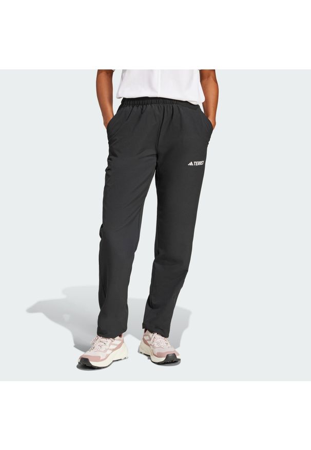 Adidas - Spodnie Terrex Multi Liteflex. Kolor: czarny. Materiał: materiał. Sezon: lato. Sport: turystyka piesza