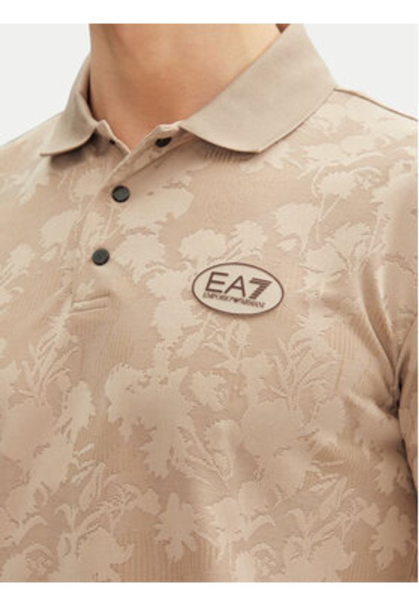 EA7 Emporio Armani Polo 7M000049 AF13917 U6155 Beżowy Slim Fit. Typ kołnierza: polo. Kolor: beżowy. Materiał: syntetyk