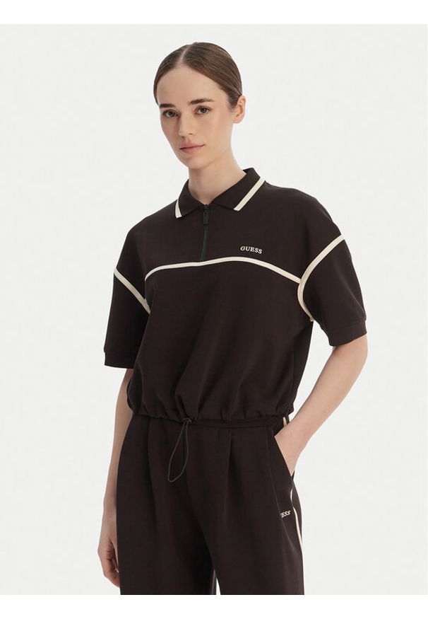 Guess Polo V6GP01 K2945 Brązowy Oversize. Typ kołnierza: polo. Kolor: brązowy. Materiał: syntetyk