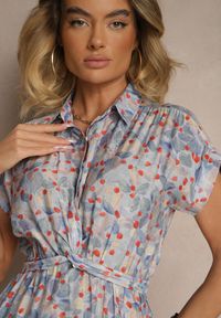 Renee - Niebieska Sukienka Taliowana z Wiskozą i Ozdobnym Paskiem Delyase. Okazja: na co dzień. Kolor: niebieski. Materiał: wiskoza. Styl: klasyczny, elegancki, casual #5