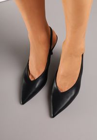 Renee - Czarne Sandały Vices Slingback na Obcasie Tilarina. Okazja: na co dzień. Kolor: czarny. Obcas: na obcasie. Styl: casual, elegancki. Wysokość obcasa: średni #8