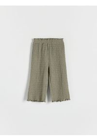 Reserved - Spodnie culotte - oliwkowy. Kolor: oliwkowy. Materiał: tkanina