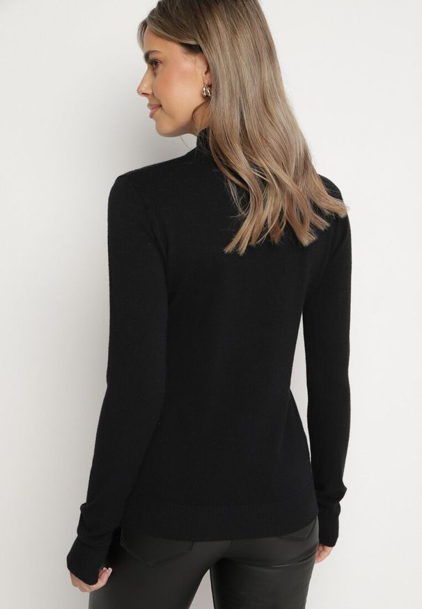 Born2be - Czarny Klasyczny Półgolf z Domieszką Kaszmiru Zailena. Okazja: na imprezę, na co dzień. Kolor: czarny. Materiał: kaszmir. Wzór: aplikacja. Styl: klasyczny