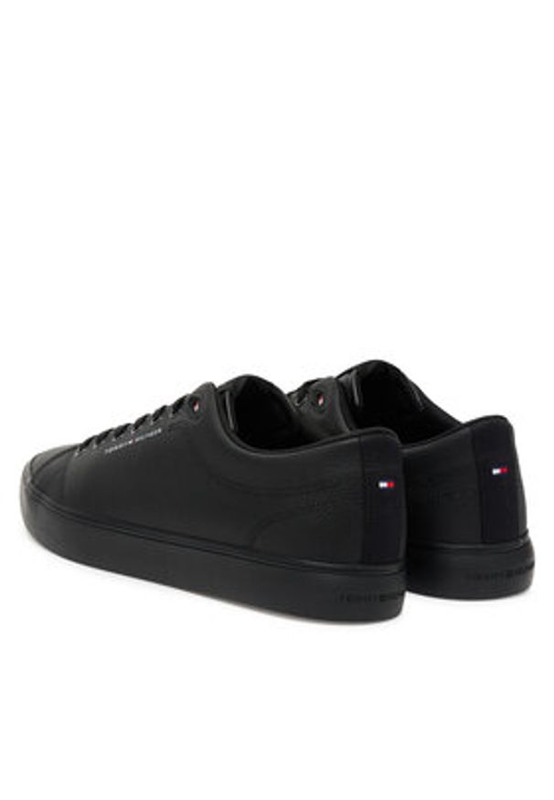 TOMMY HILFIGER - Tommy Hilfiger Sneakersy Th Hi Vulc Core Low Ii Ess FM0FM05511 Czarny. Kolor: czarny. Materiał: skóra