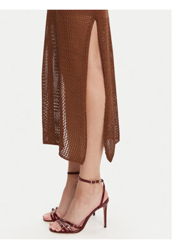 Fracomina Sukienka dzianinowa FS25SD5004K514O7 Brązowy Slim Fit. Kolor: brązowy. Materiał: wiskoza