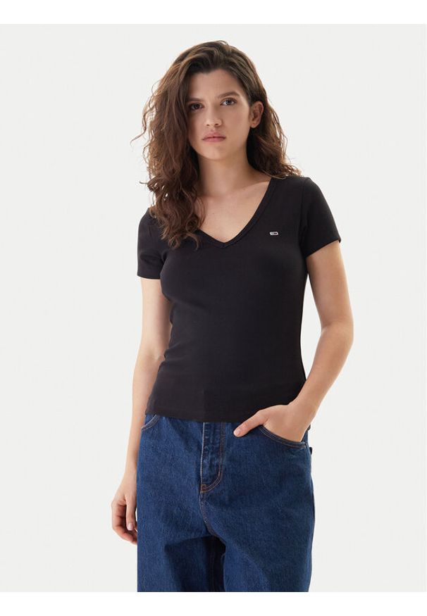 Tommy Jeans T-Shirt Essential DW0DW17385 Czarny Slim Fit. Kolor: czarny. Materiał: bawełna
