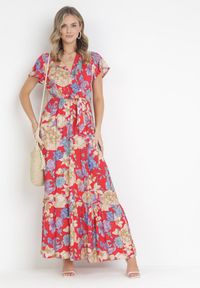 Born2be - Czerwona Sukienka Sepurcia. Kolor: czerwony. Materiał: wiskoza, materiał. Długość rękawa: krótki rękaw. Wzór: aplikacja, kwiaty, nadruk. Sezon: wiosna, lato. Typ sukienki: kopertowe, rozkloszowane. Styl: boho. Długość: maxi #7