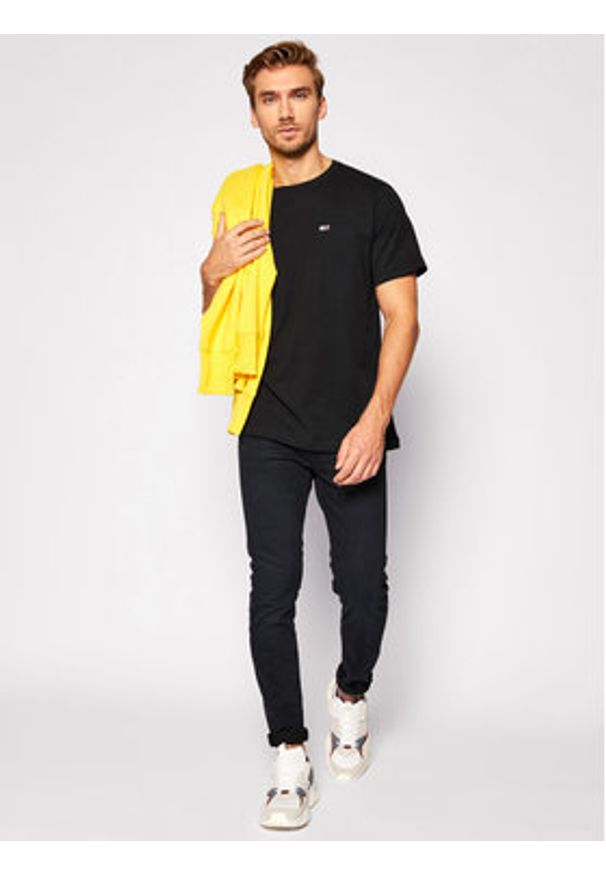 Tommy Jeans T-Shirt Tjm Classic DM0DM09598 Czarny Regular Fit. Kolor: czarny. Materiał: bawełna