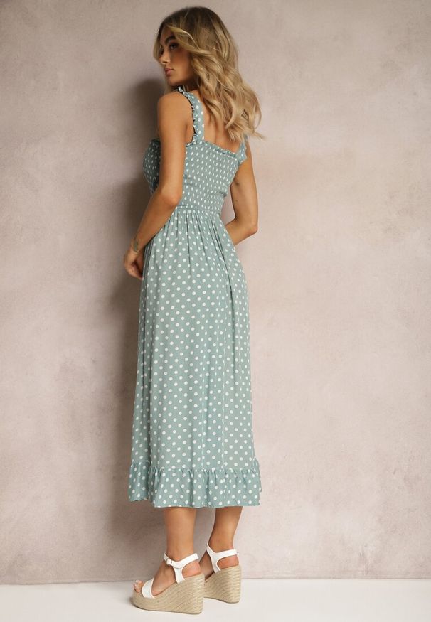 Renee - Zielona Rozkloszowana Sukienka z Wiskozy z Gumką w Pasie i Falbanką Zanneli. Okazja: na co dzień. Kolor: zielony. Materiał: wiskoza. Typ sukienki: proste. Styl: elegancki, casual