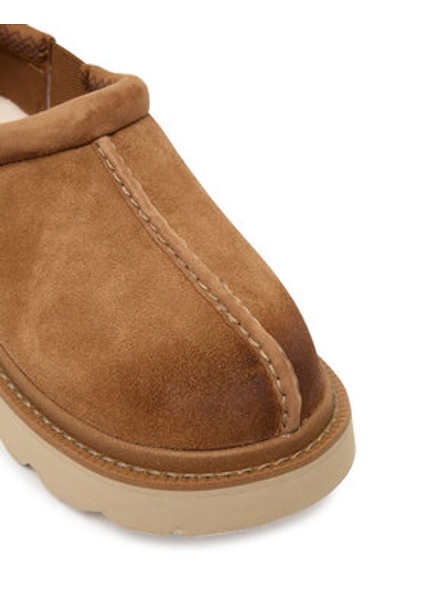 Ugg Kapcie M Tasman Lug 1166913 Brązowy. Kolor: brązowy. Materiał: skóra