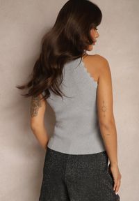 Renee - Szary Top z Wiskozą z Prążkowanej Dzianiny Ozdobiony Geometrycznym Wzorem Vortizelle. Okazja: na co dzień. Kolor: szary. Materiał: dzianina, wiskoza, prążkowany. Wzór: aplikacja, geometria. Styl: klasyczny, casual