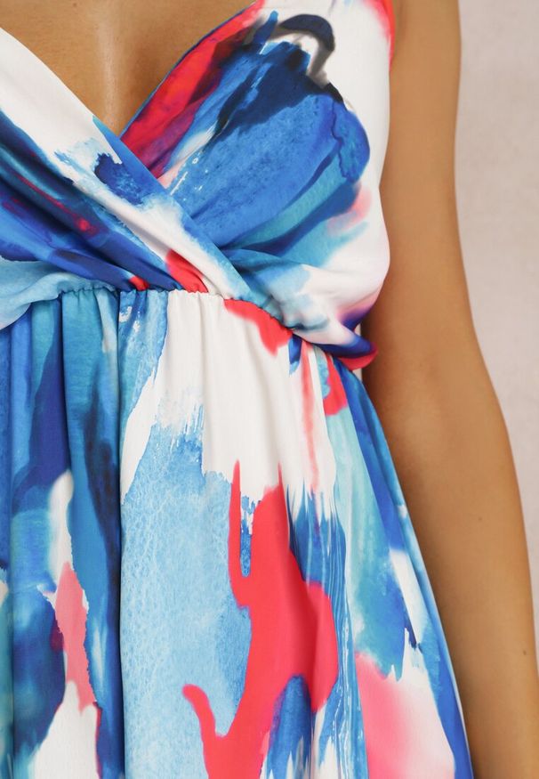 Renee - Niebieska Sukienka Agastis. Kolor: niebieski. Materiał: tkanina, materiał. Długość rękawa: na ramiączkach. Wzór: kolorowy. Typ sukienki: kopertowe. Długość: maxi