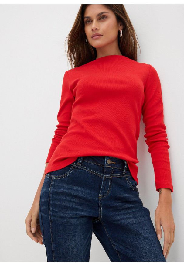 bonprix - Dżinsy straight, mid waist. Kolor: niebieski