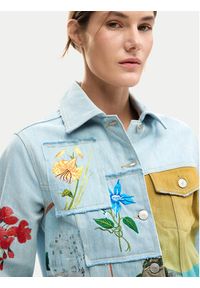 Desigual Kurtka jeansowa Indi 26SWED02 Błękitny Regular Fit. Kolor: niebieski. Materiał: bawełna #2