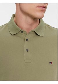 TOMMY HILFIGER - Tommy Hilfiger Polo 1985 MW0MW17771 Zielony Slim Fit. Typ kołnierza: polo. Kolor: zielony. Materiał: bawełna