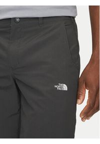 The North Face Szorty sportowe Tanken NF0A2S85 Szary Regular Fit. Kolor: szary. Materiał: syntetyk