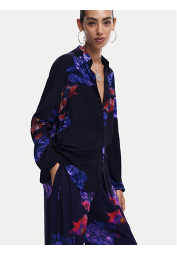 Desigual Spodnie materiałowe 25SWPWX5 Czarny Relaxed Fit. Kolor: czarny. Materiał: wiskoza