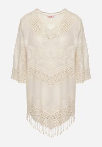 Born2be - Jasnobeżowa Bawełniana Bluzka Oversize w Stylu Boho z Haftem i Koroną Maivienne. Okazja: na co dzień. Typ kołnierza: dekolt w serek. Kolor: beżowy. Długość: krótkie. Wzór: haft. Materiał: bawełna. Długość rękawa: krótki rękaw. Sezon: lato, wiosna. Styl: boho #4