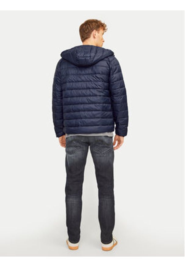 Jack & Jones Kurtka zimowa Sprint 12258441 Granatowy Regular Fit. Kolor: niebieski. Materiał: syntetyk. Sezon: zima