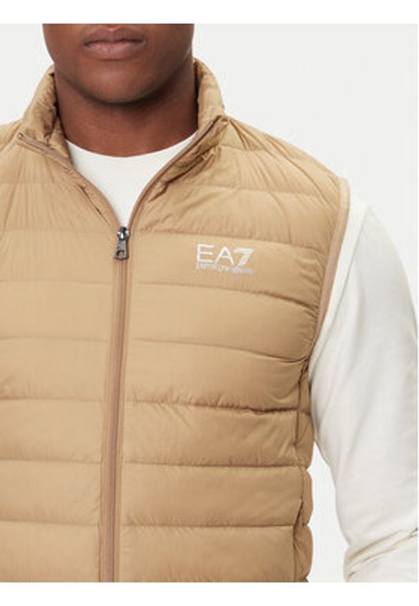 EA7 Emporio Armani Kamizelka 8NPQ06 PNGPZ U6171 Beżowy Regular Fit. Kolor: beżowy. Materiał: syntetyk