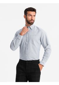 Ombre Clothing - Elegancka koszula męska oxford z haftem i kieszonką – jasnoszara V2 - Rozmiar: S. Okazja: na spotkanie biznesowe, do pracy. Typ kołnierza: kołnierzyk klasyczny. Kolor: szary. Materiał: tkanina, bawełna. Wzór: haft. Styl: elegancki