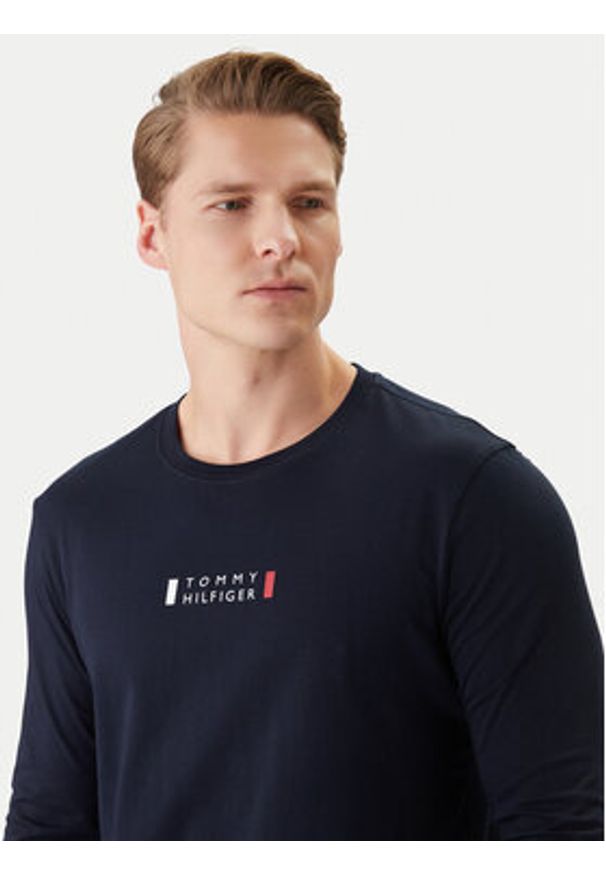 TOMMY HILFIGER - Tommy Hilfiger Longsleeve Brand Love Ls Tee MW0MW41454 Granatowy Slim Fit. Kolor: niebieski. Materiał: bawełna. Długość rękawa: długi rękaw