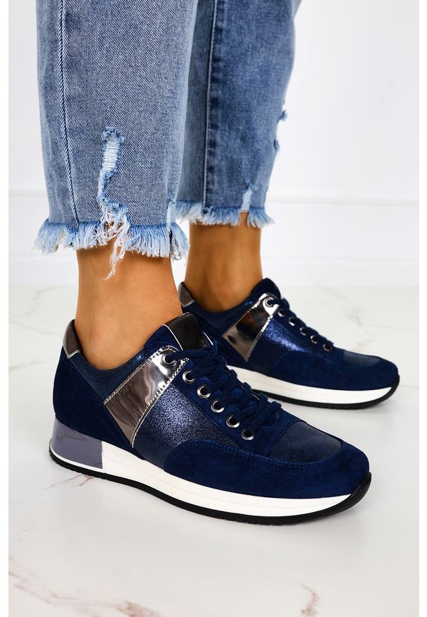Kati - Granatowe sneakersy kati buty sportowe sznurowane polska skóra 7003. Kolor: niebieski. Materiał: skóra
