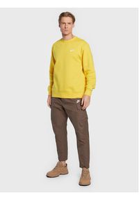 Nike Bluza Nsw Club BV2662 Żółty Standard Fit. Kolor: żółty. Materiał: bawełna #4