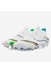KIPSTA - Buty piłkarskie Kipsta Viralto III Elite FG Racing Edition. Nosek buta: okrągły. Kolor: biały. Materiał: dzianina, zamsz, mesh, syntetyk. Szerokość cholewki: normalna. Sport: piłka nożna