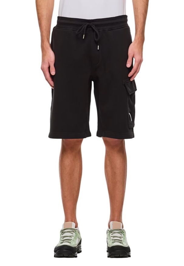 C.P. Company - C.P. COMPANY Czarne spodenki męskie Bermudy-Cargo, Rozmiar L. Kolor: czarny