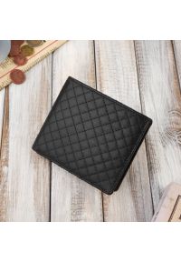 Pikowany skórzany portfel PAOLO PERUZZI AV-06-BL czarny. Kolor: czarny #1