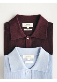 Reserved - Sweter z wełny merino - ciemnofioletowy. Kolor: fioletowy. Materiał: wełna #1