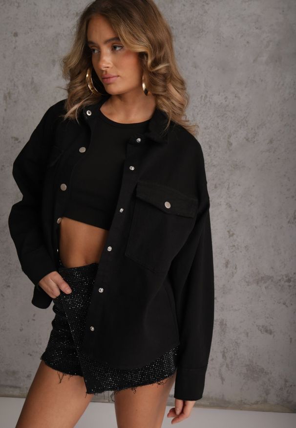 Renee - Czarna Jeansowa Kurtka Koszulowa z Bawełny z Kieszeniami Desreta. Kolor: czarny. Materiał: jeans, bawełna