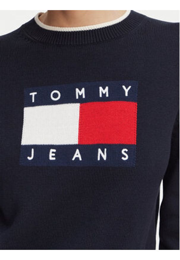 Tommy Jeans Sweter Intarsia Flag Badge DW0DW22316 Granatowy Relaxed Fit. Kolor: niebieski. Materiał: bawełna