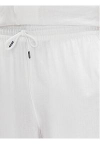 Emporio Armani Spodnie materiałowe EM000586 AF12356 U0002 Biały Regular Fit. Kolor: biały. Materiał: len #5