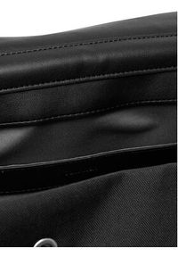 Calvin Klein Plecak Contrast Flap Backpack LV04D3030G Czarny. Kolor: czarny. Materiał: skóra