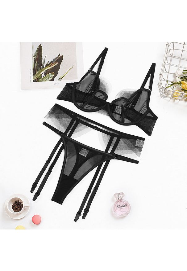 Intica - Komplet bielizny z delikatnej koronki na romantyczne wieczory Kaliope. Kolor: czarny. Materiał: koronka. Wzór: koronka