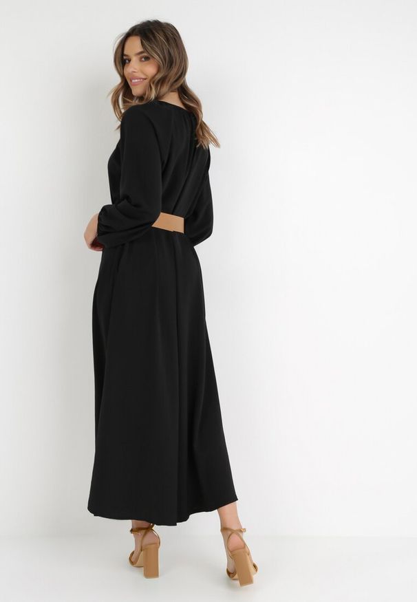 Born2be - Czarna Sukienka Dorothoe. Okazja: na co dzień. Kolor: czarny. Materiał: tkanina. Wzór: gładki, jednolity. Styl: elegancki, casual, klasyczny. Długość: maxi