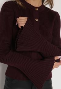 Born2be - Bordowy Kardigan z Wiskozą Ozdobiony Rozszerzanymi Rękawami i Guzikami Tiolenda. Okazja: na co dzień. Kolor: czerwony. Materiał: wiskoza. Wzór: aplikacja. Styl: casual, elegancki #4