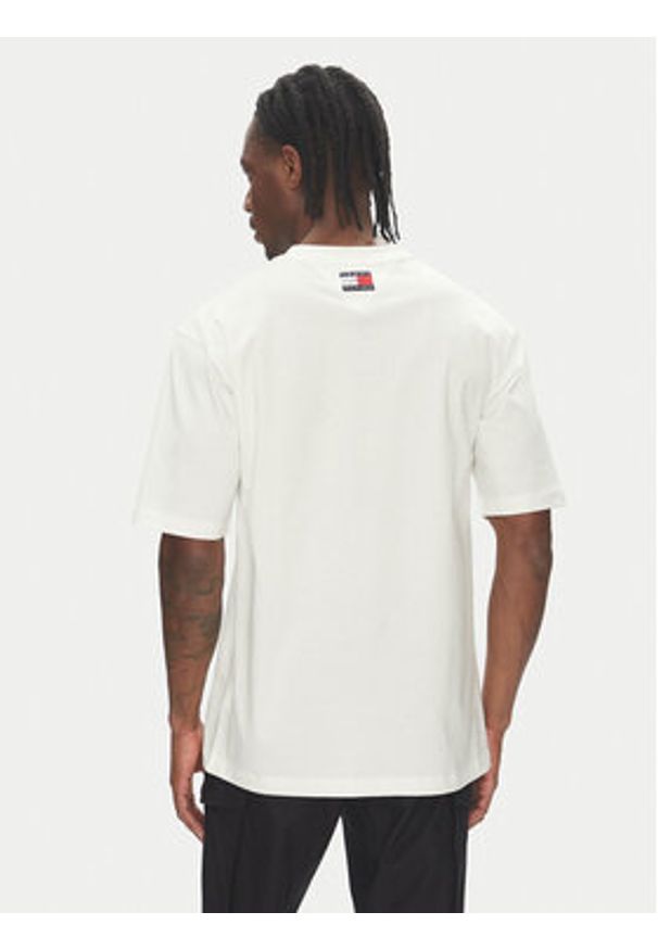 TOMMY HILFIGER - Tommy Hilfiger T-Shirt F1 Movie MW0MW41391 Biały Regular Fit. Kolor: biały. Materiał: bawełna