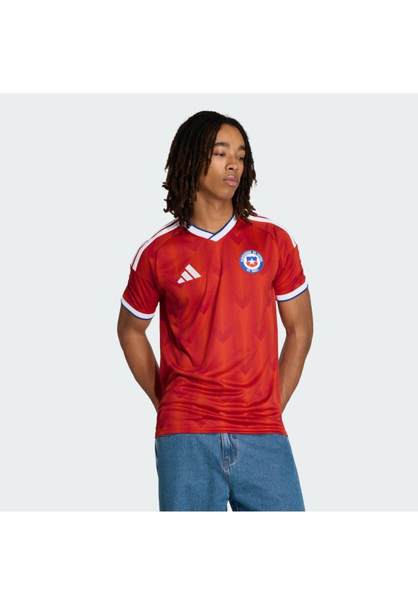 Adidas - Koszulka podstawowa Chile 26. Kolor: czerwony. Technologia: ClimaCool (Adidas). Sport: piłka nożna